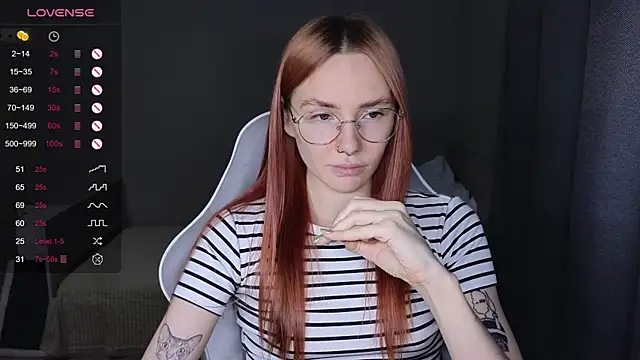 littlevildevil online show from 25, 11, 2025