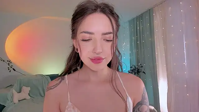 Snapshot of Oh_My_Dianee chatting on 8, 7, 2026 Oh My Dianee online show from 8, 7, 2026