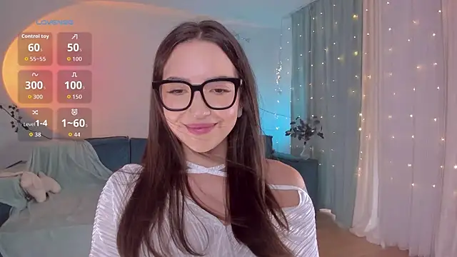 Snapshot of Oh_My_Dianee chatting on 20, 7, 2026 Oh My Dianee online show from 20, 7, 2026