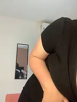 Sophie Eaton online show from 9, 2, 2025