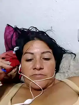 Snapshot of lupita_2023 chatting on 15, 12, 2024 lupita 2023 online show from 15, 12, 2024