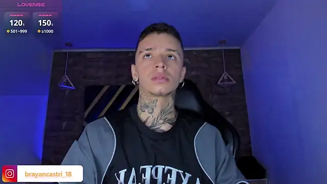 Snapshot of Ian_Castillo_ chatting on 13, 4, 2026 Ian Castillo online show from 13, 4, 2026