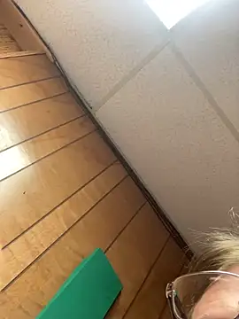 Tonybaloney1972 online show from 10, 2, 2025