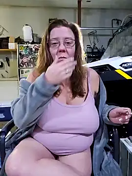 Snapshot of MsShelby40 chatting on 10, 12, 2024 MsShelby40 online show from 10, 12, 2024