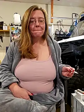 Snapshot of MsShelby40 chatting on 16, 1, 2025 MsShelby40 online show from 16, 1, 2025