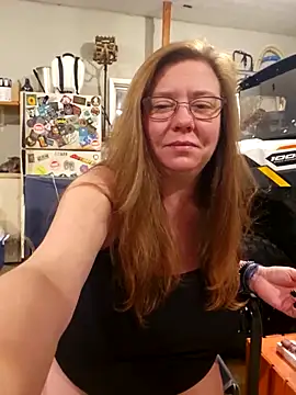 Snapshot of MsShelby40 chatting on 29, 11, 2025 MsShelby40 online show from 29, 11, 2025