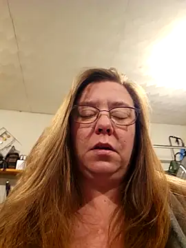 Snapshot of MsShelby40 chatting on 3, 12, 2025 MsShelby40 online show from 3, 12, 2025