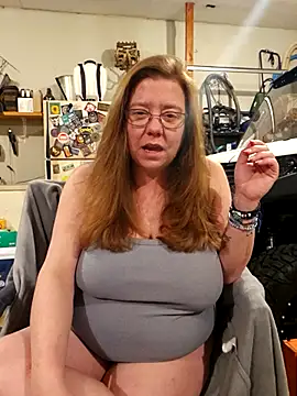 Snapshot of MsShelby40 chatting on 17, 2, 2026 MsShelby40 online show from 17, 2, 2026