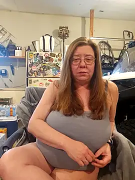 Snapshot of MsShelby40 chatting on 22, 2, 2026 MsShelby40 online show from 22, 2, 2026