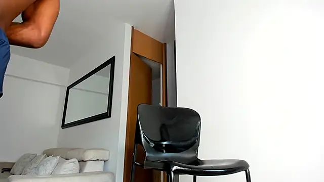 Snapshot of smit_hot_sr chatting on 25, 6, 2026 smit hot sr online show from 25, 6, 2026