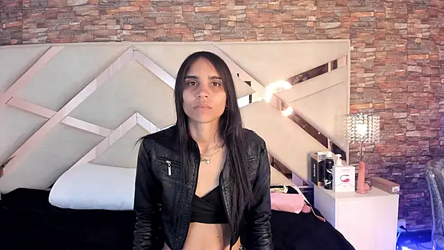 sophie pariss online show from 12, 9, 2025