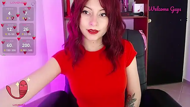 Snapshot of Celeste_Ford_18 chatting on 3, 11, 2025 Celeste Ford 18 online show from 3, 11, 2025