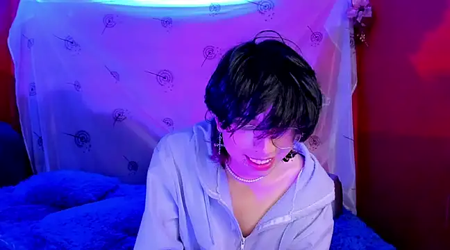 Snapshot of AnggelONfiree chatting on 28, 12, 2024 AnggelONfiree online show from 28, 12, 2024