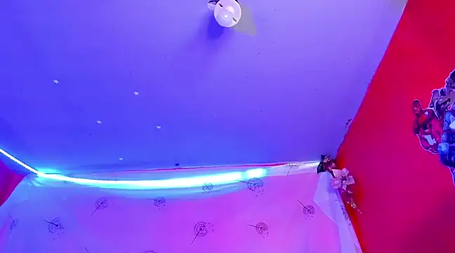 Snapshot of AnggelONfiree chatting on 28, 12, 2024 AnggelONfiree online show from 28, 12, 2024