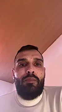 Snapshot of sisi1992 chatting on 6, 3, 2025 sisi1992 online show from 6, 3, 2025