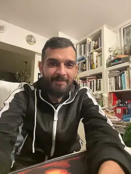 Snapshot of sisi1992 chatting on 17, 3, 2025 sisi1992 online show from 17, 3, 2025