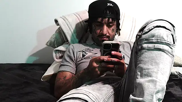 Azazelihornyasf online show from 16, 10, 2025