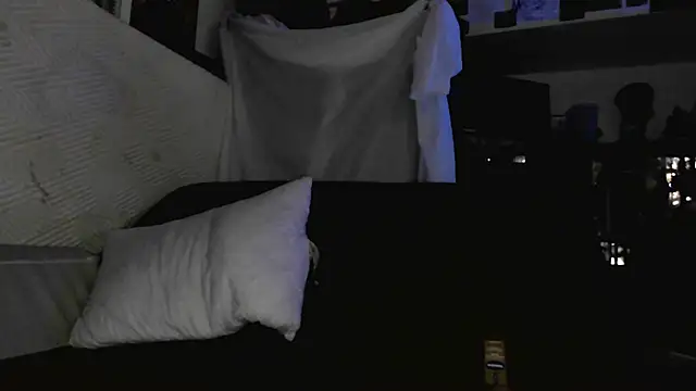Azazelihornyasf online show from 6, 7, 2026