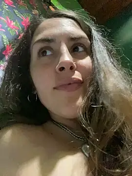 Snapshot of isadelasestrellas chatting on 20, 3, 2025 isadelasestrellas online show from 20, 3, 2025