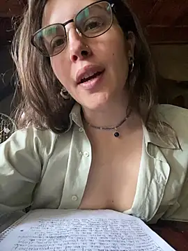 Snapshot of isadelasestrellas chatting on 12, 2, 2026 isadelasestrellas online show from 12, 2, 2026