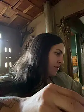 Snapshot of isadelasestrellas chatting on 25, 2, 2026 isadelasestrellas online show from 25, 2, 2026