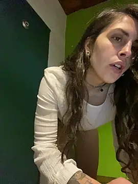 isadelasestrellas online show from 20, 7, 2026