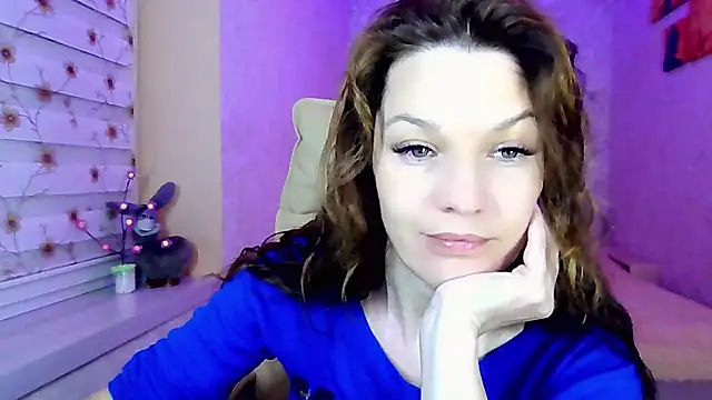 impossibleluna online show from 29, 4, 2026