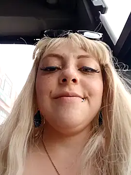 madelaine- online show from 13, 12, 2024