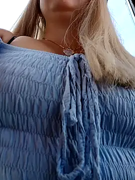 madelaine- online show from 19, 12, 2024