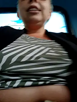 madelaine- online show from 2, 1, 2025