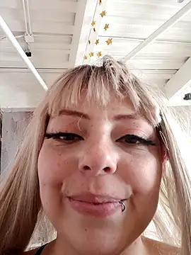 madelaine- online show from 10, 2, 2025