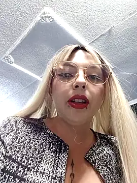 madelaine- online show from 25, 2, 2025