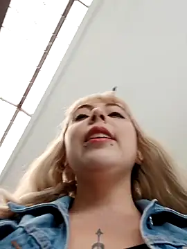 madelaine- online show from 4, 3, 2025