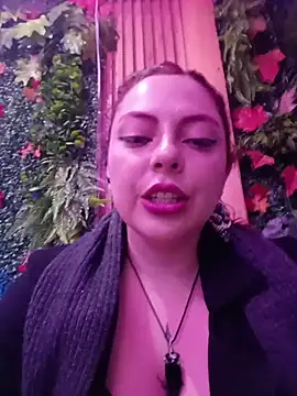 madelaine- online show from 6, 6, 2026