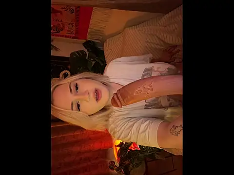 DaisyBooom online show from 24, 4, 2026