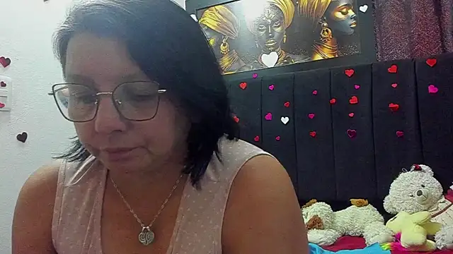 Evaaross 2345 online show from 8, 7, 2026