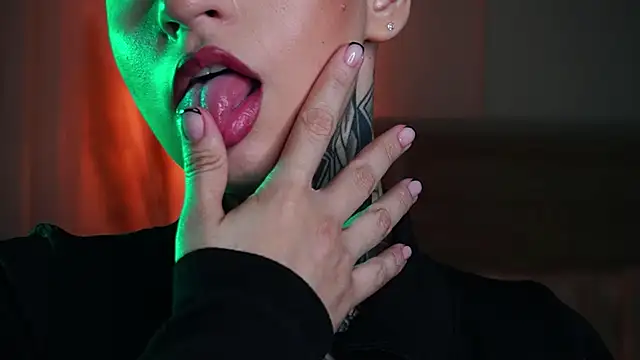 AliceShazaham  online show from 16, 9, 2025