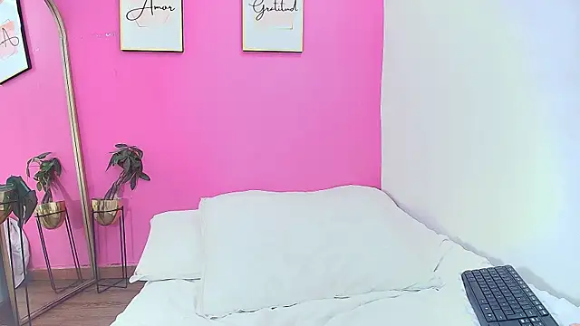 littleebonymommy online show from 15, 3, 2025