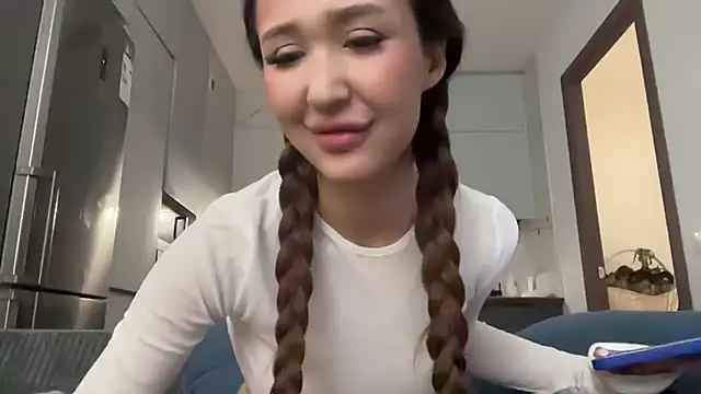 Snapshot of paola_inga chatting on 24, 12, 2024 paola inga online show from 24, 12, 2024