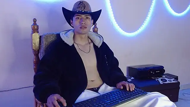 Snapshot of nolanjay_ chatting on 14, 2, 2025 nolanjay online show from 14, 2, 2025