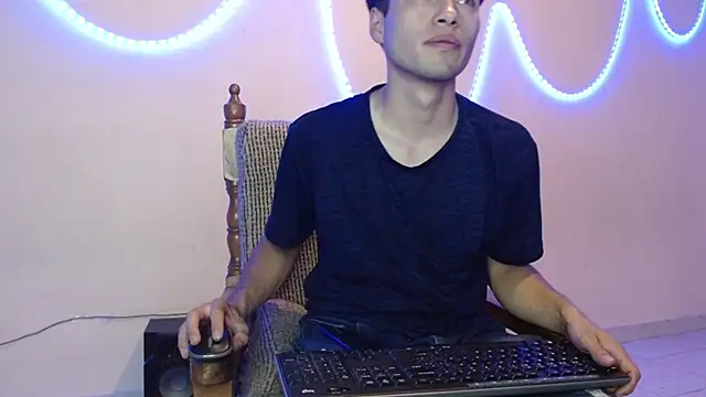 Snapshot of nolanjay_ chatting on 11, 3, 2025 nolanjay online show from 11, 3, 2025