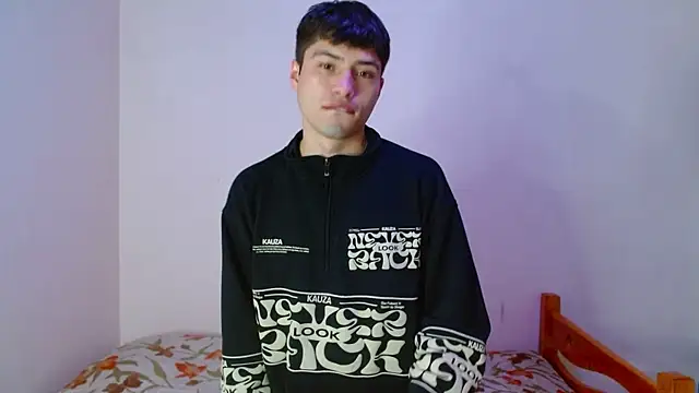 Snapshot of nolanjay_ chatting on 24, 9, 2025 nolanjay online show from 24, 9, 2025