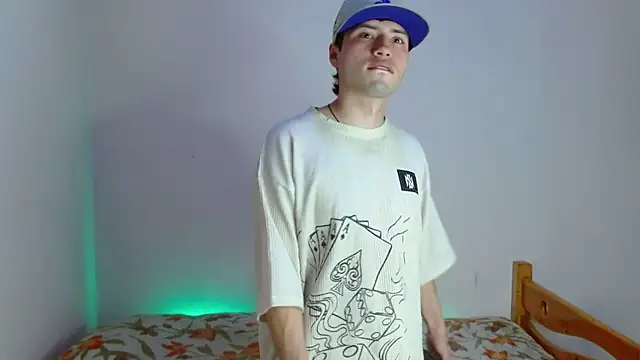 Snapshot of nolanjay_ chatting on 25, 9, 2025 nolanjay online show from 25, 9, 2025