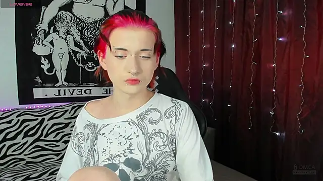 Snapshot of Vailyreb_ chatting on 7, 12, 2024 Vailyreb  online show from 7, 12, 2024