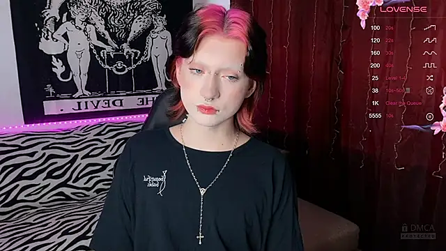 Snapshot of Vailyreb_ chatting on 8, 2, 2025 Vailyreb  online show from 8, 2, 2025