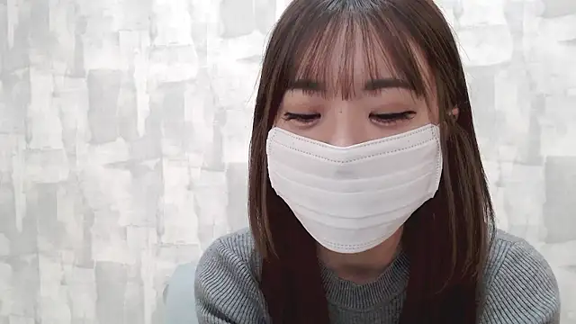 LOVE MOMO LOVE online show from 10, 10, 2025