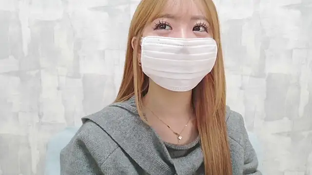 LOVE MOMO LOVE online show from 21, 3, 2026