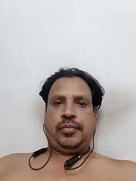 Snapshot of Raj1043 chatting on 8, 1, 2025 Raj1043 online show from 8, 1, 2025