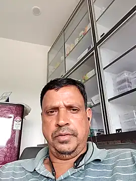 Snapshot of Raj1043 chatting on 27, 7, 2026 Raj1043 online show from 27, 7, 2026