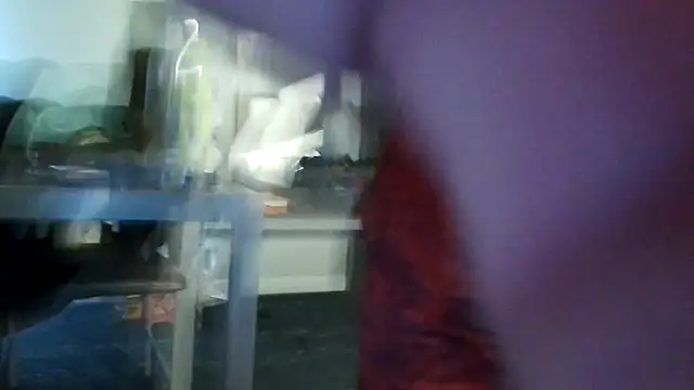 Snapshot of EatMyCake831 chatting on 5, 3, 2025 EatMyCake831 online show from 5, 3, 2025